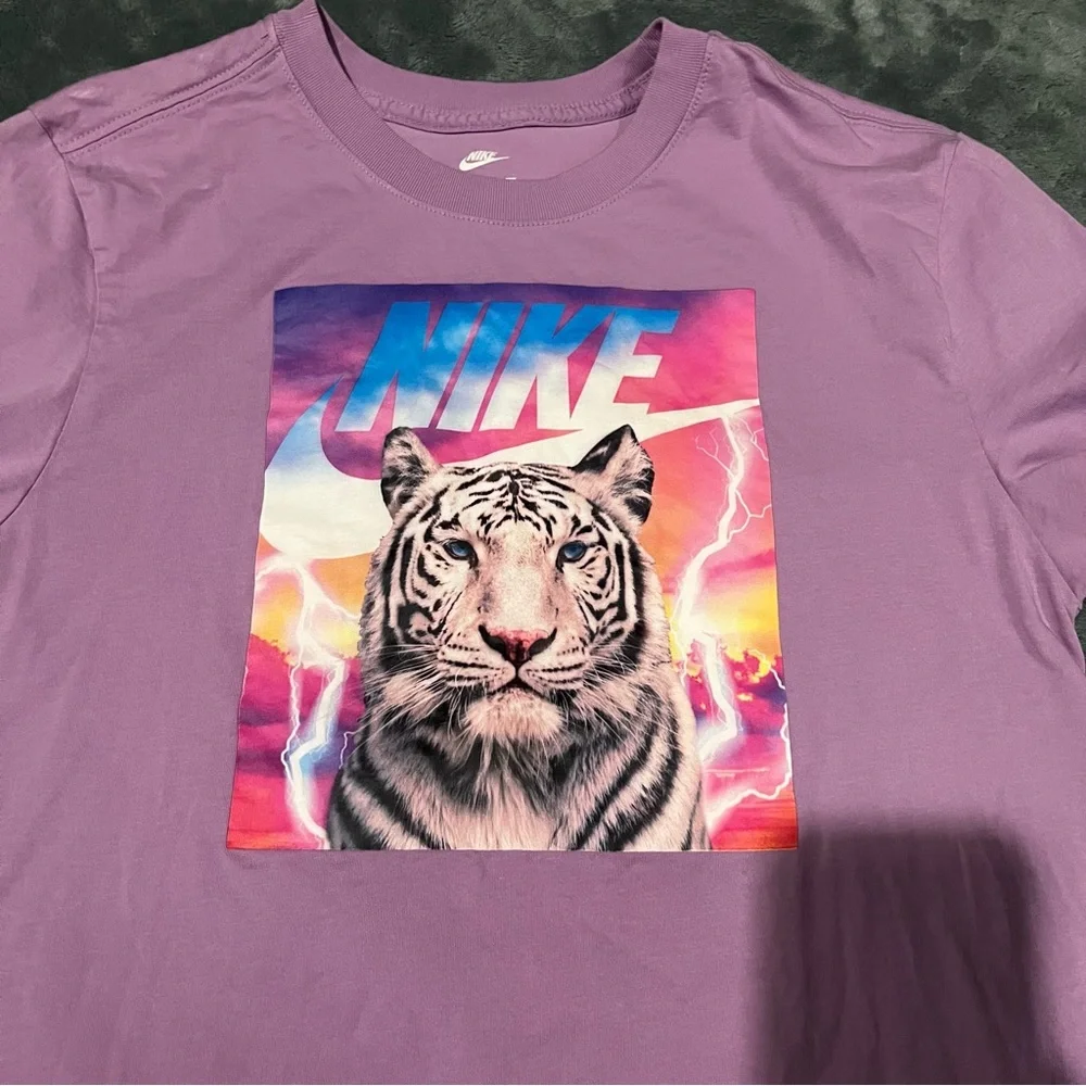 Nike Lavender Tee with‎ Blue and Pink Accents